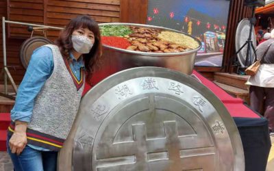 奮起湖便當節感受懷舊時光　430公斤350人吃最大便當