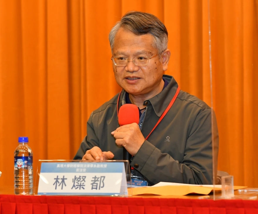 法律專家：政府錯了，為什麼不改？