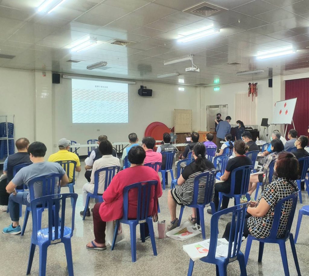 龍潭市場改造案說明會 彙集攤商與在地民眾需求 龍潭市場改造案說明會 彙集攤商與在地民眾需求