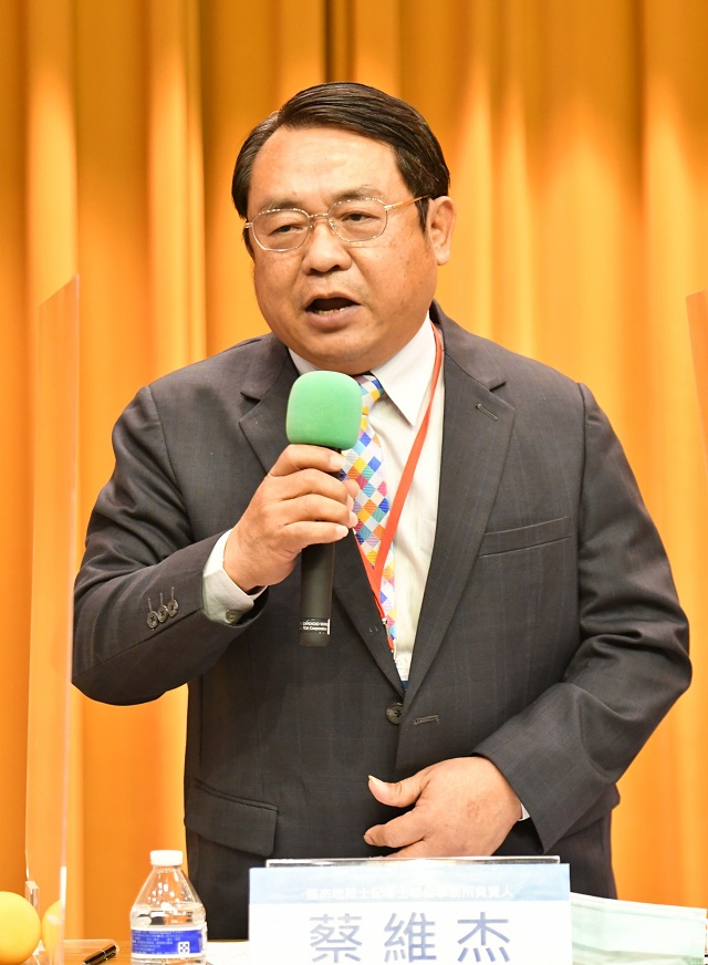 蔡維杰呼籲政府官員要以民為本 良心行政 蔡維杰呼籲政府官員要以民為本 良心行政