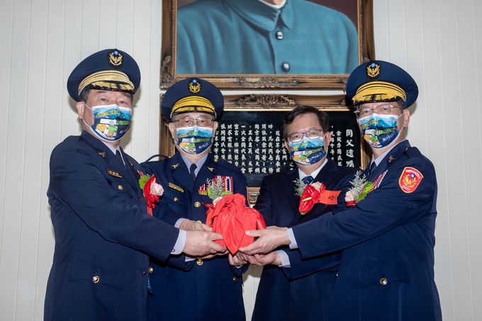 桃園市警察局新卸任局長交接　無縫接軌打造安全城市