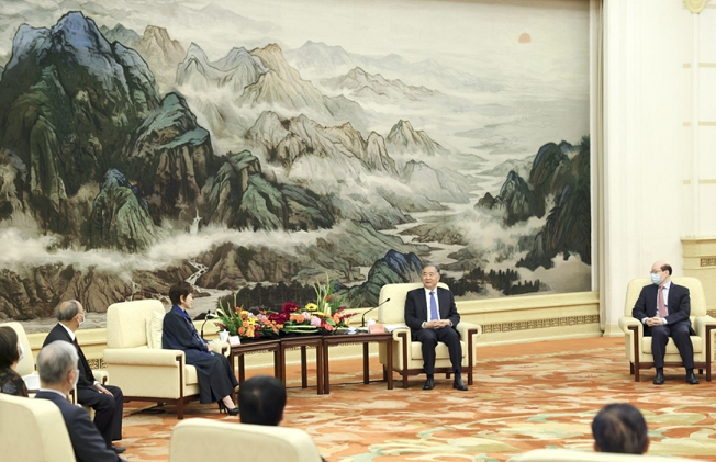 攜手圓夢—兩岸同胞交流研討活動　汪洋會見臺灣嘉賓代表