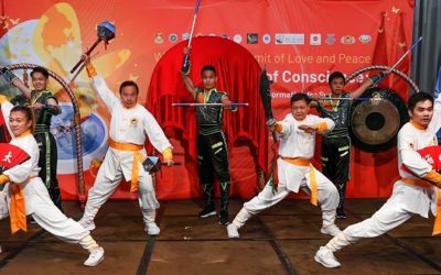 台灣亞斯小子在太極門武術陣中蛻變 父子同登全球祈福大會 台灣亞斯小子在太極門武術陣中蛻變 父子同登全球祈福大會