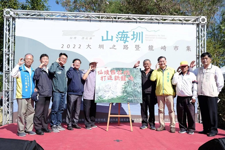 訪惡地漫步竹林走進武俠場景 西拉雅龍崎市集超夢幻 訪惡地漫步竹林走進武俠場景 西拉雅龍崎市集超夢幻