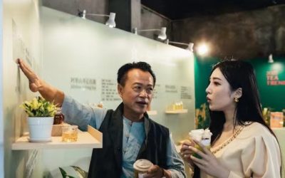 「高山茶都 • 嘉義」創超高人氣　網紅Vivi與縣長直播開箱展場