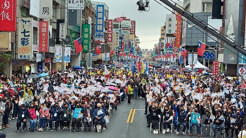 踩街嘉年華湧入上萬民眾 盛情迎國際管樂節回「嘉」 踩街嘉年華湧入上萬民眾 盛情迎國際管樂節回「嘉」