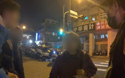 服務太周到？迷途嬤想跟警察回家