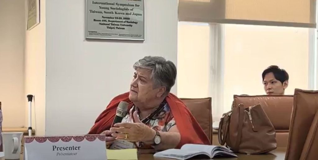 ▲法國波爾多大學名譽教授Bernadette Rigal-Cellard強調,太極門案1992年的稅單處置與其他年份不同,就是嚴重的不公正。(記者晨曦翻攝)