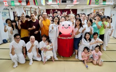四海之內皆兄弟 國際友誼日 願世界和平 友誼永流傳 四海之內皆兄弟 國際友誼日 願世界和平 友誼永流傳