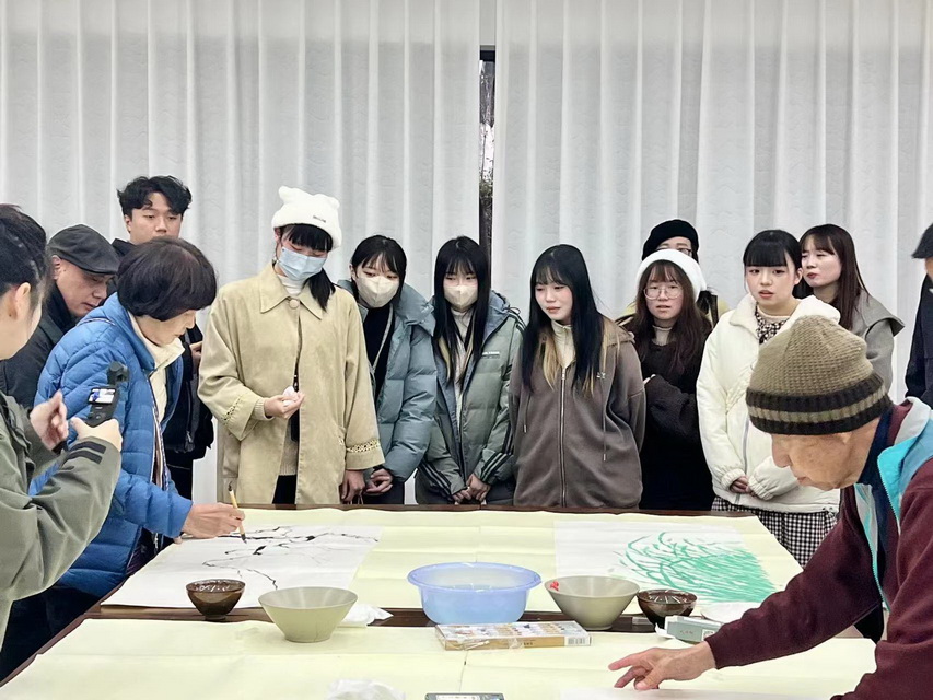 兩岸“梅”好相遇　台青美術家創作基地杭州臨平揭牌