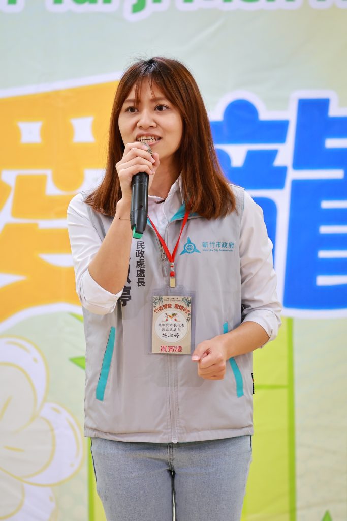 ▲新竹市長高虹安的代表,民政處處長施淑婷肯定太極門的正向能量對世人的幫助,認為傳遞正能量就是傳遞愛與和平。(記者李欣翻攝)