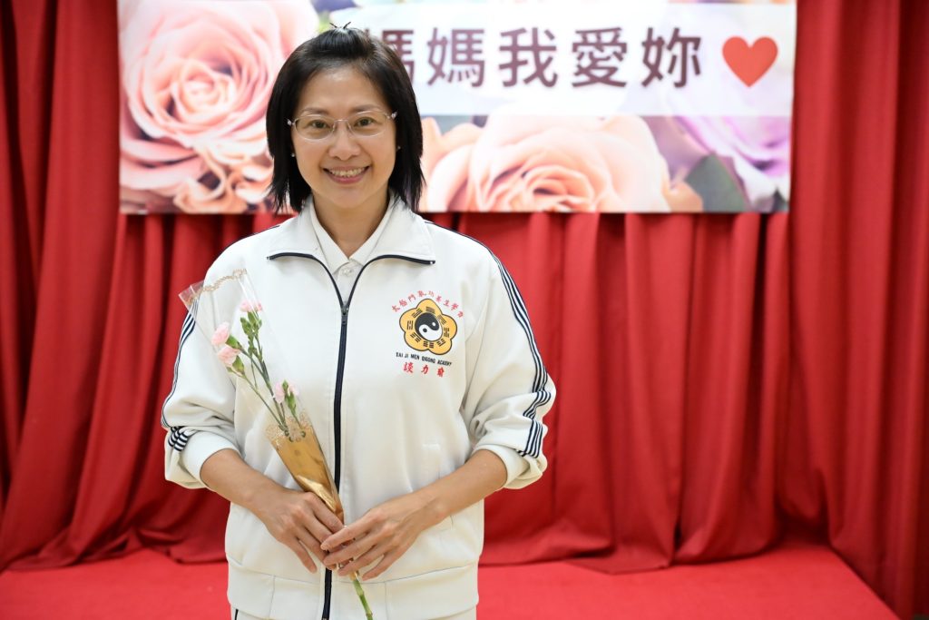 愛永不嫌遲 美女主持人教出「嘻哈學霸」女兒 愛永不嫌遲 美女主持人教出「嘻哈學霸」女兒