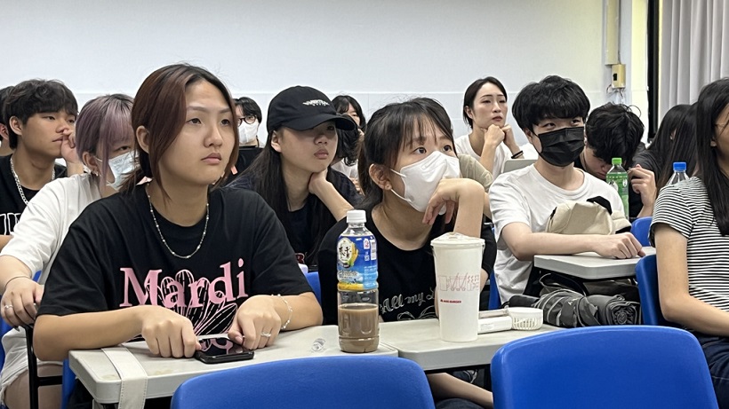 第16屆兩岸電視主持新秀會 首發銘傳新聞系分享開啟夢想鑰匙 第16屆兩岸電視主持新秀會 首發銘傳新聞系分享開啟夢想鑰匙