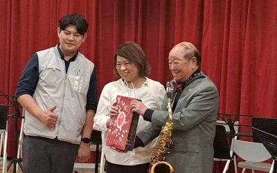 87歲陳世圯率樂團與勇壯樂團同台演出獲滿堂彩