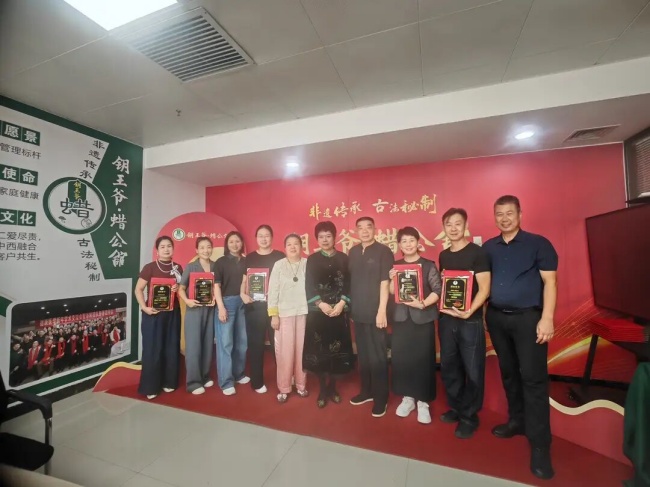 河南德康集團和合作店“健康產業共籌未來發展”簽約儀式正式啟動 河南德康集團和合作店“健康產業共籌未來發展”簽約儀式正式啟動